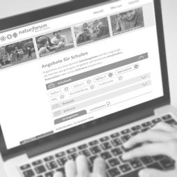 laptop screen mit naturforum regio basel